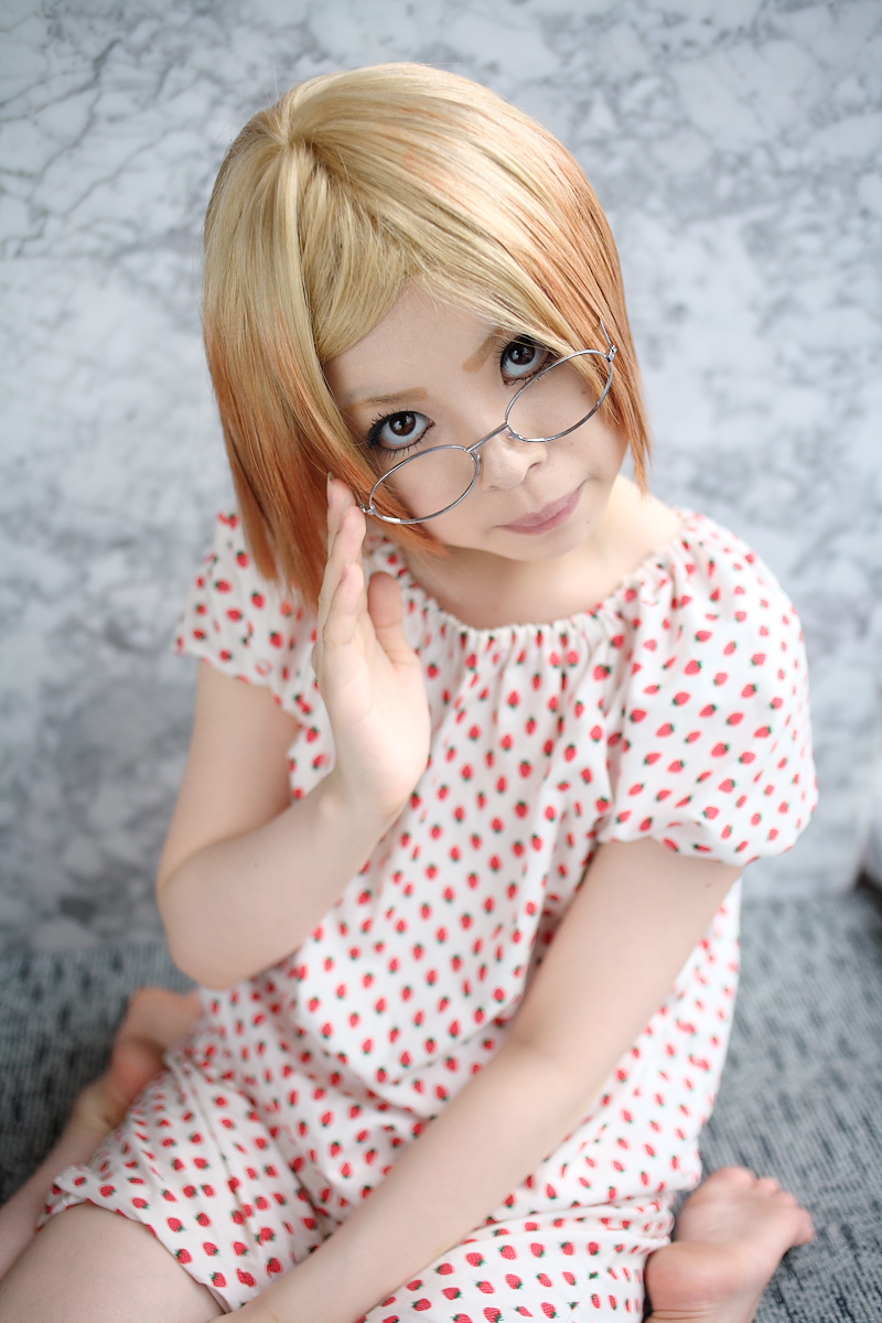 blonde_hair, cosplay, dress, glasses, highres, ichigo_mashimaro, mamiya_tamaki, photo_(medium)