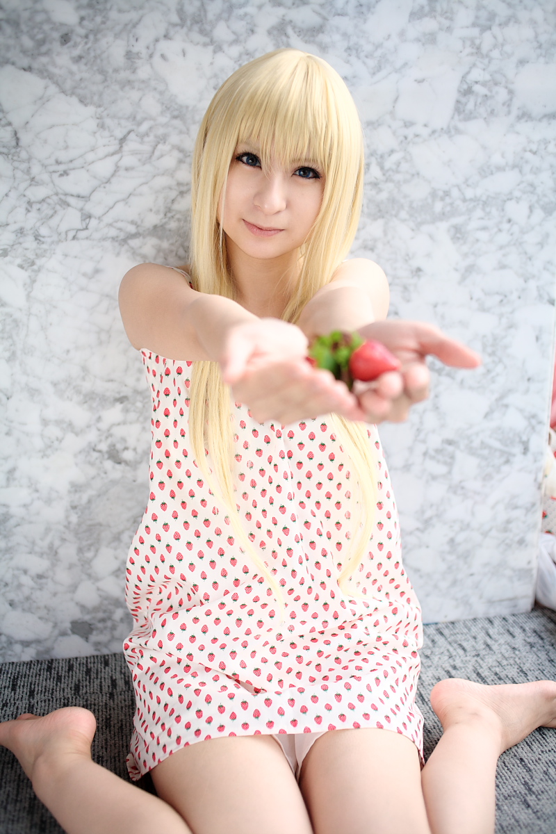 amamiya_laiko, ana_coppola, blonde_hair, cosplay, dress, food, fruit, highres