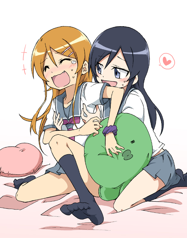 2girls, aragaki_ayase, black_hair, blonde_hair, blue_eyes, blush, chida_daisuke, closed_eyes, drooling, hair_ornament, hairclip, heart, kousaka_kirino, long_hair, multiple_girls, open_mouth, ore_no_imouto_ga_konna_ni_kawaii_wake_ga_nai, pillow, school_uniform, shirasu_(majormainer), short_sleeves, tears, tickling, tickling_armpits, tongue, white_background