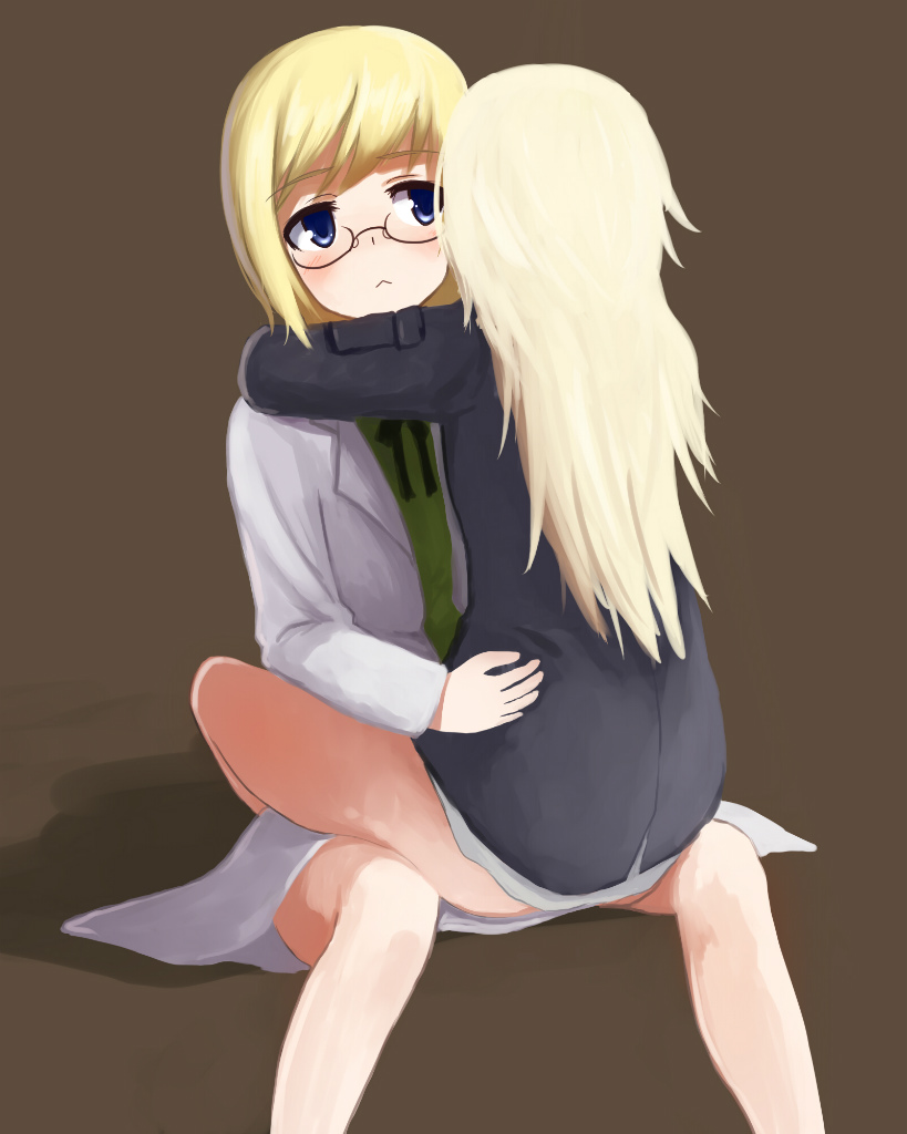2girls, :<, bad_id, bad_pixiv_id, bare_legs, blonde_hair, blue_eyes, blush