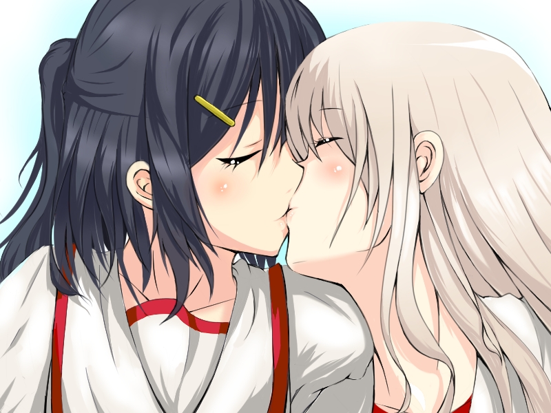 2girls, black_hair, closed_eyes, fate/kaleid_liner_prisma_illya, fate_(series), hair_ornament, hairclip, illyasviel_von_einzbern, kiss, long_hair, miyu_edelfelt, multiple_girls, nukonu-ko, ponytail, white_hair, yuri