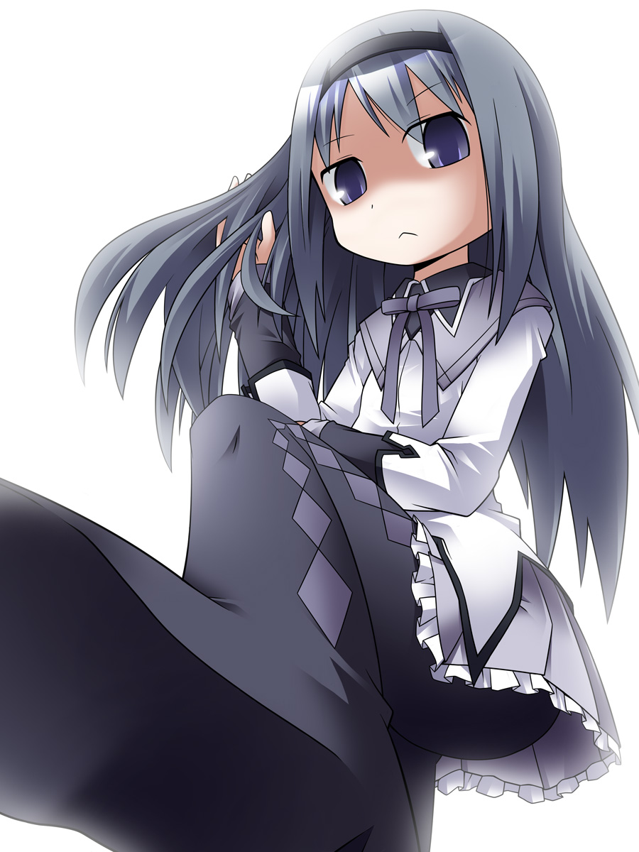 10s, :<, akemi_homura, akemi_homura_(magical_girl), argyle_clothes, argyle_legwear, black_eyes, black_hair, headband, highres, ko-gami, looking_down, mahou_shoujo_madoka_magica, mahou_shoujo_madoka_magica_(anime), solo