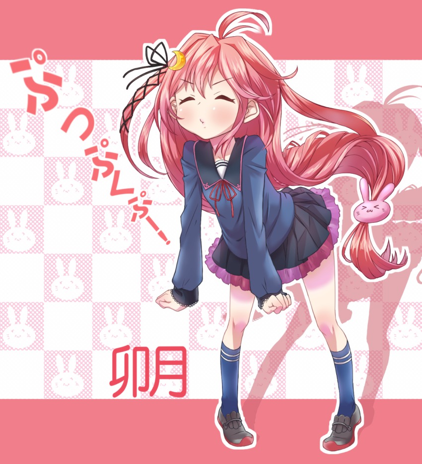 >_<, 10s, 1girl, :3, ahoge, antenna_hair, bent_over, black_skirt