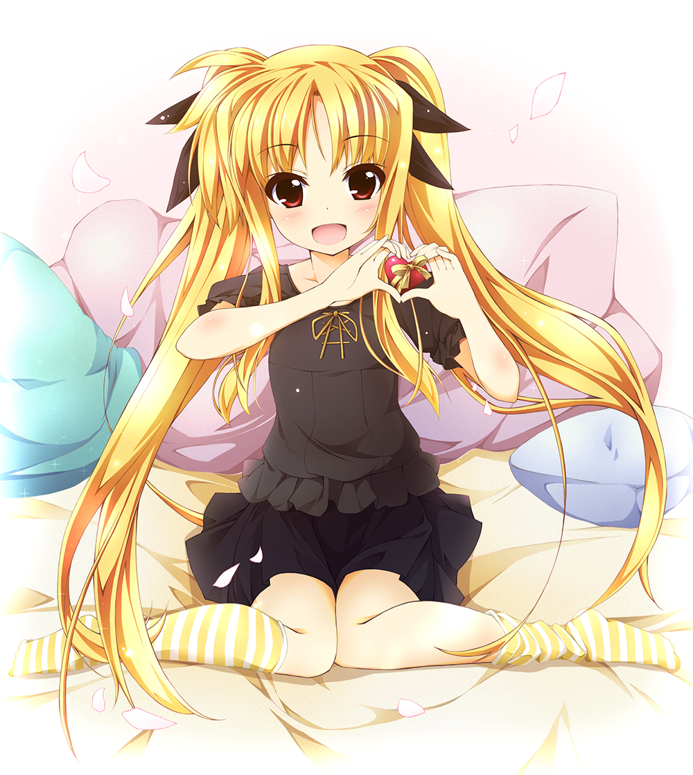 00s, 1girl, :d, bed, blonde_hair, blush, fate_testarossa, female_focus, heart, heart_hands, kanzaki_sora, kneehighs, long_hair, lyrical_nanoha, mahou_shoujo_lyrical_nanoha, open_mouth, pillow, red_eyes, shirt, short_sleeves, sitting, smile, socks, solo, striped_clothes, striped_socks, twintails, wariza