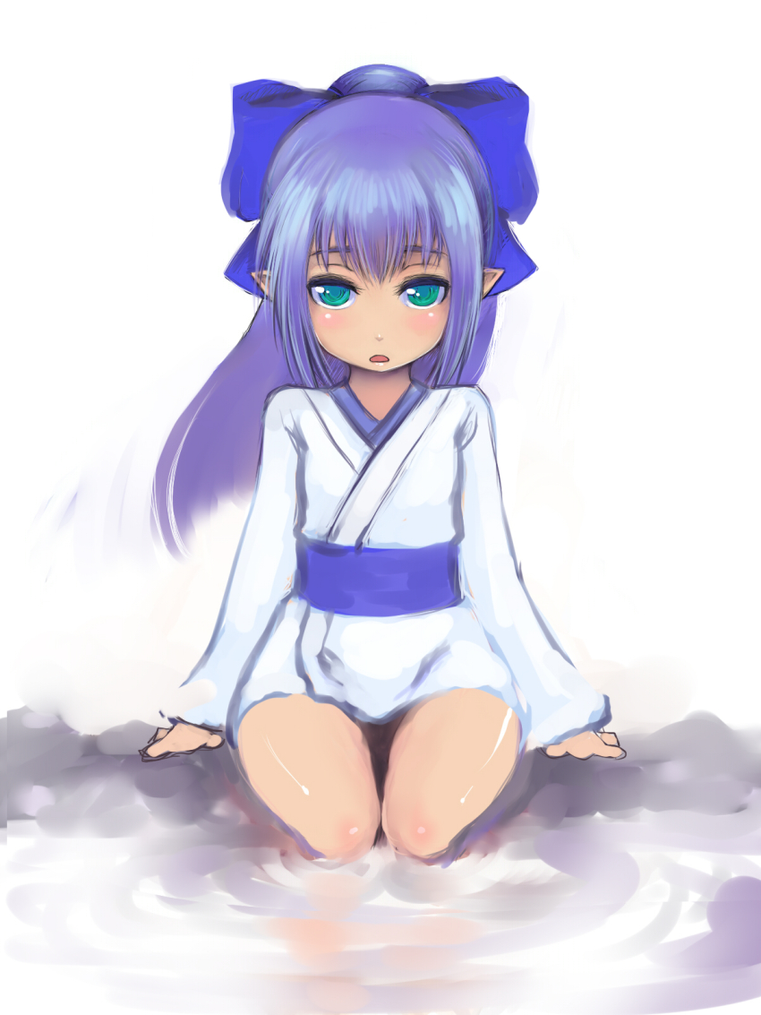 1girl, bad_id, bad_pixiv_id, blush, bow, female_focus, flat_chest, green_eyes, hair_bow, highres, hisame_(shinrabanshou), japanese_clothes, johan_(johan13), kimono, long_hair, looking_at_viewer, partially_submerged, pointy_ears, ponytail, purple_hair, sash, shinrabanshou, sitting, solo, wide_hips, yukata