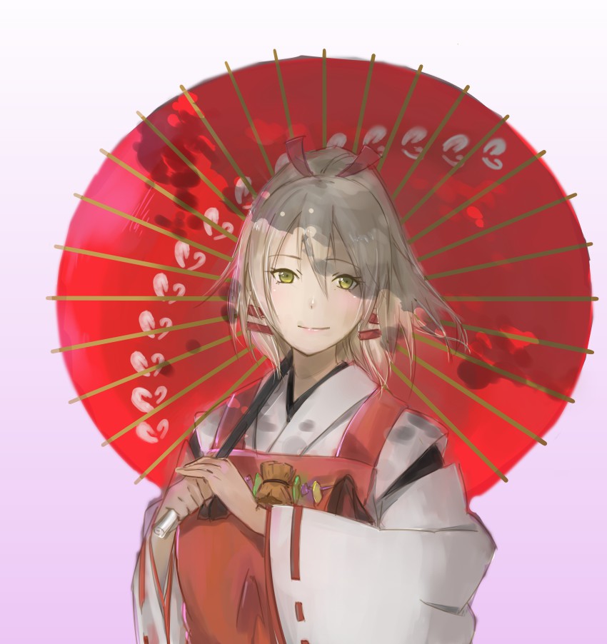 10s, 1girl, absurdres, bad_id, bad_pixiv_id, blonde_hair, female_focus, gradient_background, hair_ribbon, highres, inari_konkon_koi_iroha., japanese_clothes, lips, long_hair, miko, oil-paper_umbrella, ponytail, purple_background, renju, ribbon, smile, solo, tress_ribbon, uka-no-mitama-no-kami_(inakon), umbrella, yellow_eyes