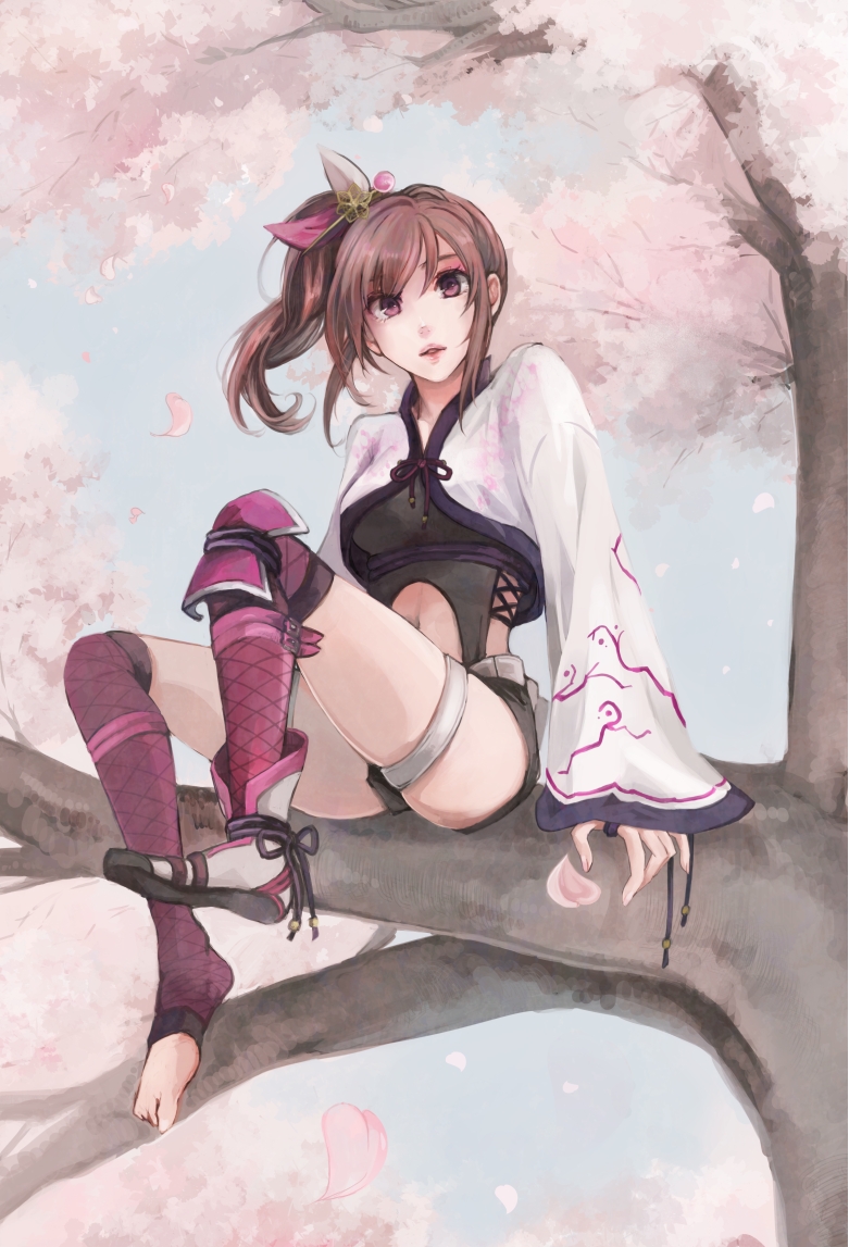 1girl, bad_id, bad_pixiv_id, barefoot, fishnets, japanese_clothes, knee_pads, kunoichi_(sengoku_musou)