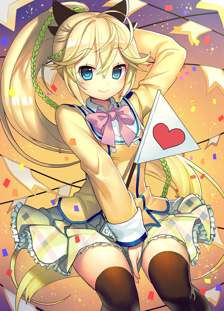 10s, 1girl, black_thighhighs, blonde_hair, blue_eyes, blush, bow, female_focus, flag, hair_bow, kanojo_ga_flag_wo_oraretara, kinjo_kuromomo, long_hair, nanami_k_bladefield, pleated_skirt, ponytail, school_uniform, skirt, smile, solo, thighhighs, very_long_hair