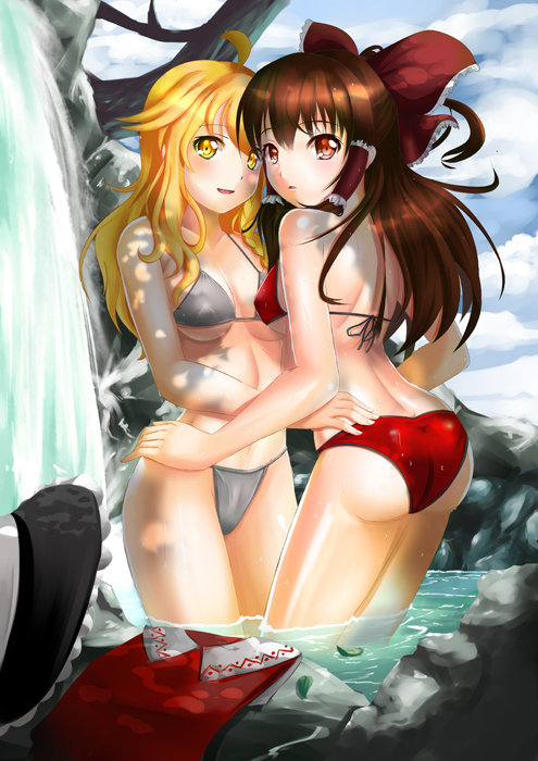 2girls, ahoge, alternate_costume, ass, bikini, blonde_hair, bow, breasts, brown_eyes, brown_hair, erusen_(des-arms), hair_bow, hair_ribbon, hair_tubes, hakurei_reimu, hat, unworn_headwear, kirisame_marisa, long_hair, looking_at_viewer, multiple_girls, navel, ribbon, smile, swimsuit, touhou, water, waterfall, yellow_eyes, yuri