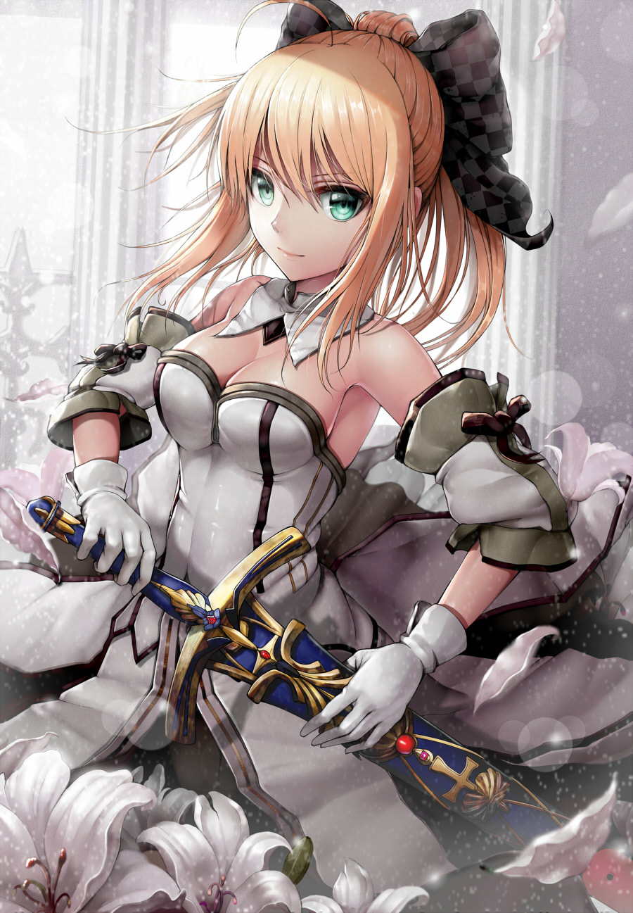 1girl, artoria_pendragon_(fate), bad_id, bad_pixiv_id, bare_shoulders, blonde_hair, blush, bow, breasts, caliburn_(fate), cleavage, dress, fate/stay_night, fate/unlimited_codes, fate_(series), female_focus, flower, gloves, green_eyes, highres, holding, long_hair, looking_at_viewer, md5_mismatch, norari_kuno, saber_(fate), saber_lily, smile, solo, sword, weapon, white_gloves