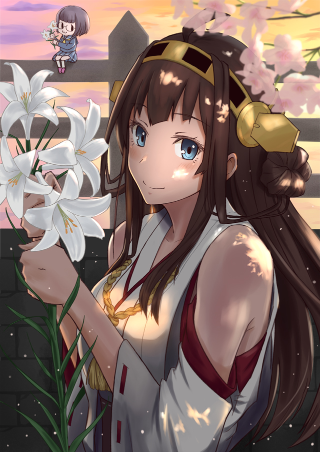 10s, 2girls, 41cm_twin_gun_mount, :3, bad_id, bad_pixiv_id, blue_eyes, blush, brick_wall, brown_hair, fairy_(kancolle), fence, flower, glasses, hair_bun, hairband, holding, holding_flower, kantai_collection, kneehighs, kongou_(kancolle), lily_(flower), long_hair, long_sleeves, looking_at_viewer, mini_person, minigirl, multiple_girls, nontraditional_miko, outdoors, pleated_skirt, ribbon-trimmed_sleeves, ribbon_trim, rimless_eyewear, school_uniform, serafuku, shirt, shoes, short_hair, single_hair_bun, sitting, skirt, smile, socks, usami_(ym1989), wall, white_legwear, |_|