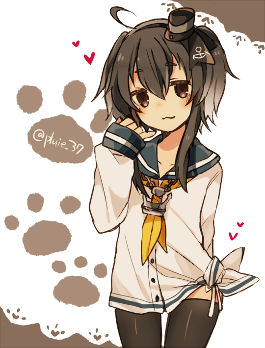 10s, 1girl, :3, ahoge, black_eyes, black_thighhighs, collarbone, cowboy_shot