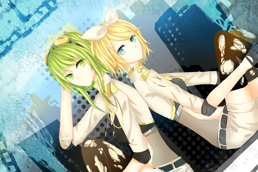 2girls, arm_behind_head, back-to-back, belt, black_gloves, blonde_hair, blue_eyes, building