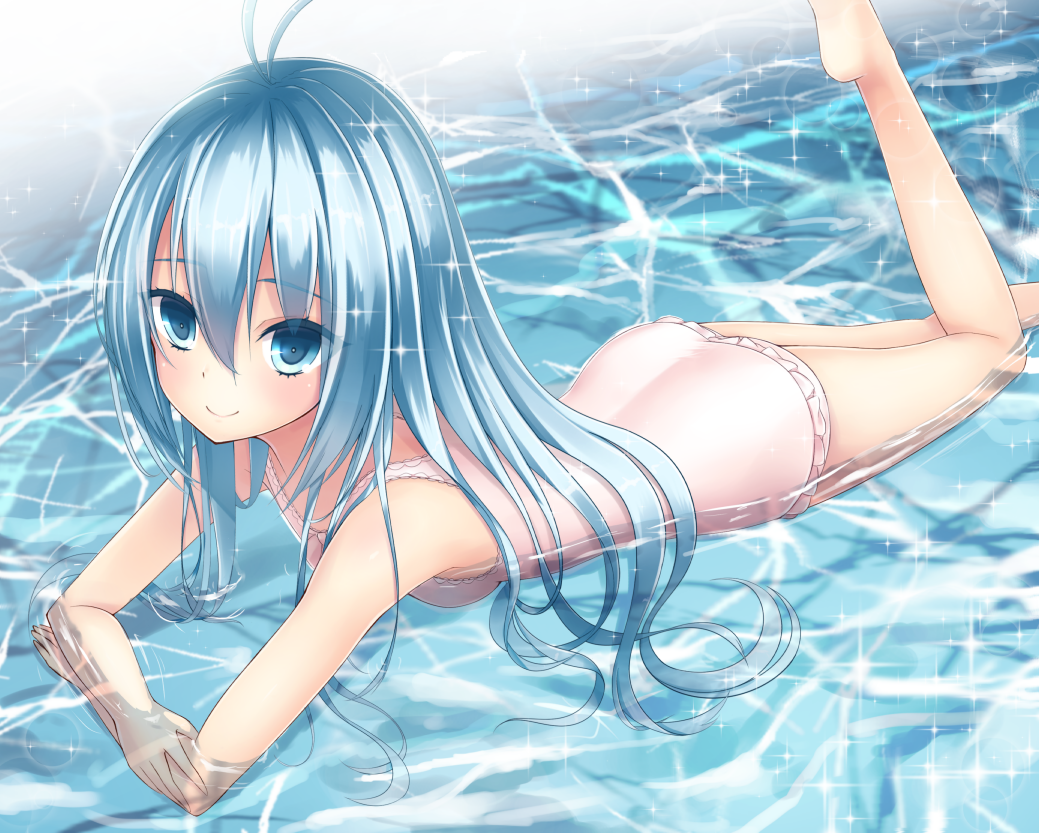 10s, 1girl, ass, barefoot, blue_eyes, blue_hair, casual_one-piece_swimsuit, denpa_onna_to_seishun_otoko