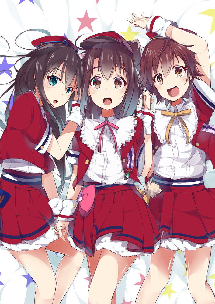 10s, 3girls, brown_eyes, brown_hair, dekitate_evo!_revo!_generation!, girl_sandwich, green_eyes, holding_hands