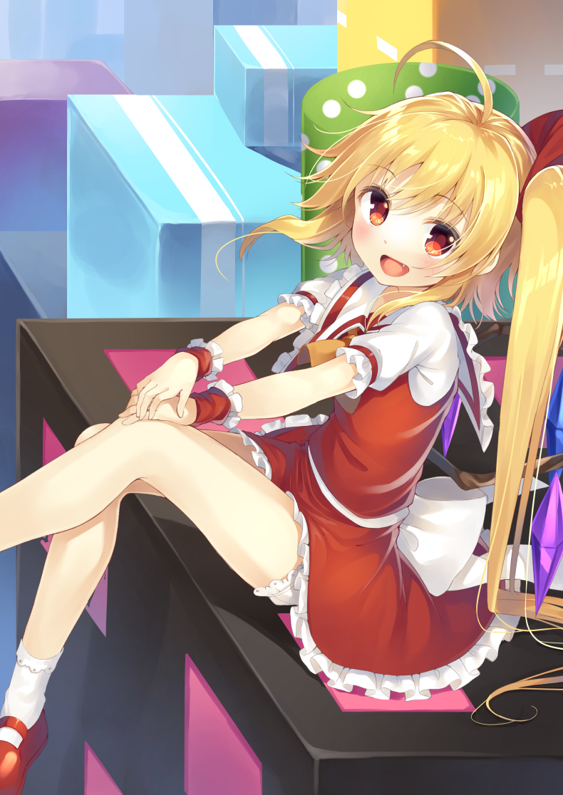 1girl, ahoge, blonde_hair, blush, commentary_request, cosplay, crossed_legs, dress, fang, female_focus, flandre_scarlet, flandre_scarlet_(cosplay), fran_(shironeko_project), frills, gurasion_(gurasion), hair_ribbon, long_hair, looking_at_viewer, open_mouth, red_eyes, ribbon, shironeko_project, side_ponytail, sitting, skirt, smile, solo, touhou