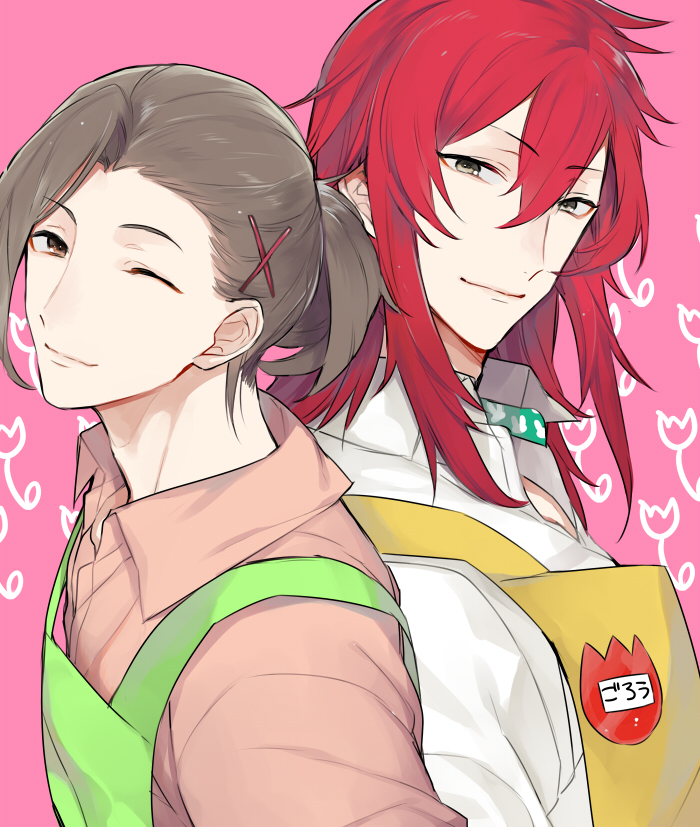 10s, 2boys, apron, bishounen, brown_eyes, brown_hair, idolmaster, idolmaster_side-m, kindergarten_teacher, kotobuki_(medetai), long_hair, male_focus, monmonji, multiple_boys, name_tag, one_eye_closed, ponytail, red_hair, sanjo_goro, short_ponytail, smile, watanabe_minori