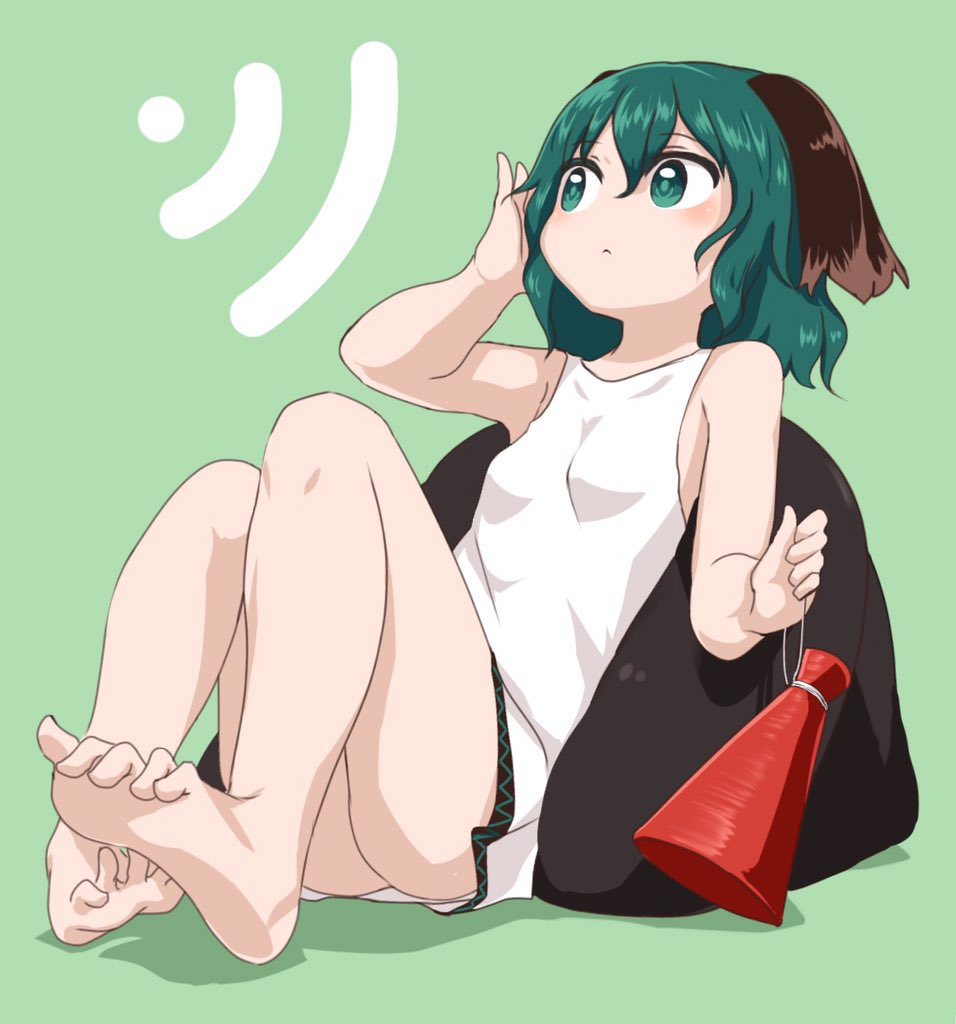 1girl, alternate_costume, animal_ears, ass, bad_id, bad_twitter_id, bare_shoulders, barefoot