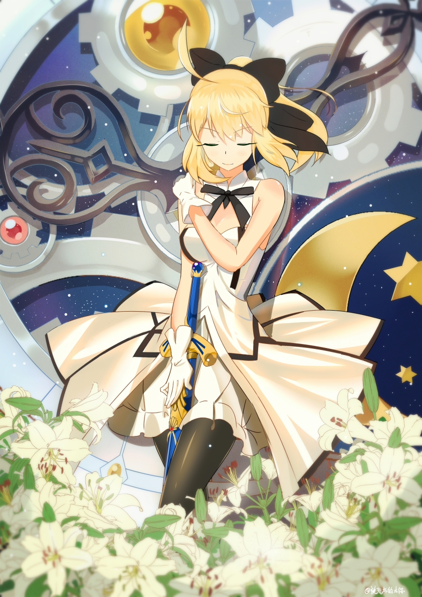 1girl, absurdres, artoria_pendragon_(fate), bei_wan_huai_de_muou, blonde_hair, broken_doll, dress, fate/grand_order
