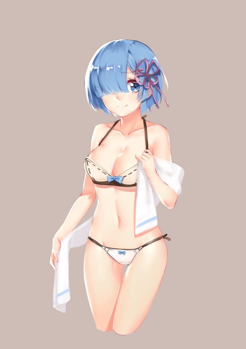 10s, 1girl, absurdres, bare_arms, bare_shoulders, bikini, blue_bow, blue_eyes, blue_hair, bow, breasts, brown_background, cleavage, closed_mouth, collarbone, cropped_legs, eyelashes, female_focus, groin, hair_ornament, hair_over_one_eye, hair_ribbon, halterneck, highres, looking_at_viewer, matching_hair/eyes, medium_breasts, one_eye_covered, pinky_out, purple_ribbon, r.r_(yohanee), re:zero_kara_hajimeru_isekai_seikatsu, rem_(re:zero), ribbon, short_hair, simple_background, smile, solo, stomach, string_bikini, swimsuit, thigh_gap, towel, white_bikini, x_hair_ornament