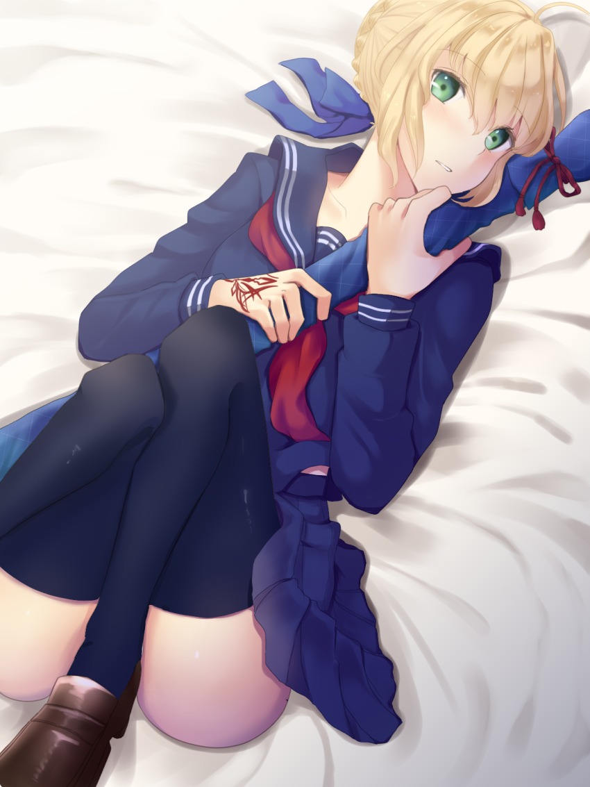 1girl, ahoge, artoria_pendragon_(fate), black_thighhighs, blonde_hair, blue_ribbon, blush, capsule_servant, command_spell, fate/hollow_ataraxia, fate_(series), female_focus, green_eyes, guricoogen, hair_ribbon, highres, lying, master_artoria, on_back, pleated_skirt, ribbon, saber_(fate), school_uniform, serafuku, short_hair, skirt, solo, sword, thighhighs, weapon, weapon_bag, zettai_ryouiki