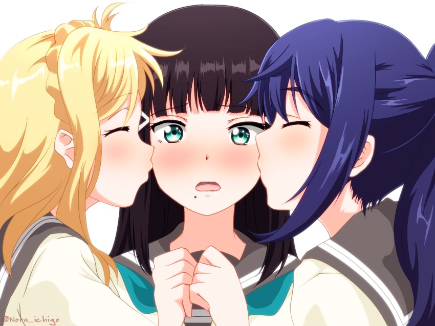 10s, 3girls, aqua_eyes, black_hair, blonde_hair, closed_eyes, kiss, kurosawa_dia