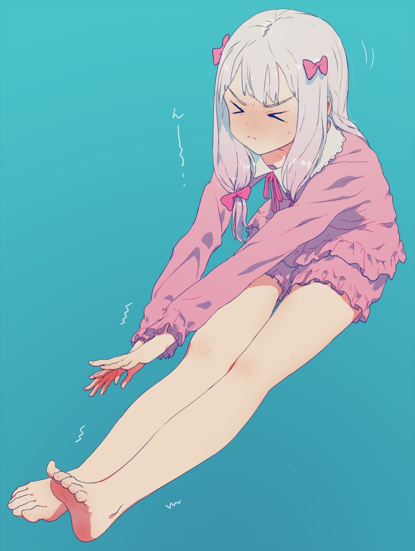 >_<, 10s, 1girl, :<, ^^^, alphabet_(alphabetnoon), aqua_background, bad_id, bad_pixiv_id, bare_legs, barefoot, bow, closed_eyes, closed_mouth, commentary_request, eromanga_sensei, feet, female_focus, frills, full_body, grey_hair, hair_bow, highres, izumi_sagiri, leaning_forward, legs_together, long_hair, long_legs, long_sleeves, pajamas, pink_bow, plantar_flexion, simple_background, soles, solo, stretching, thighs, toes, trembling