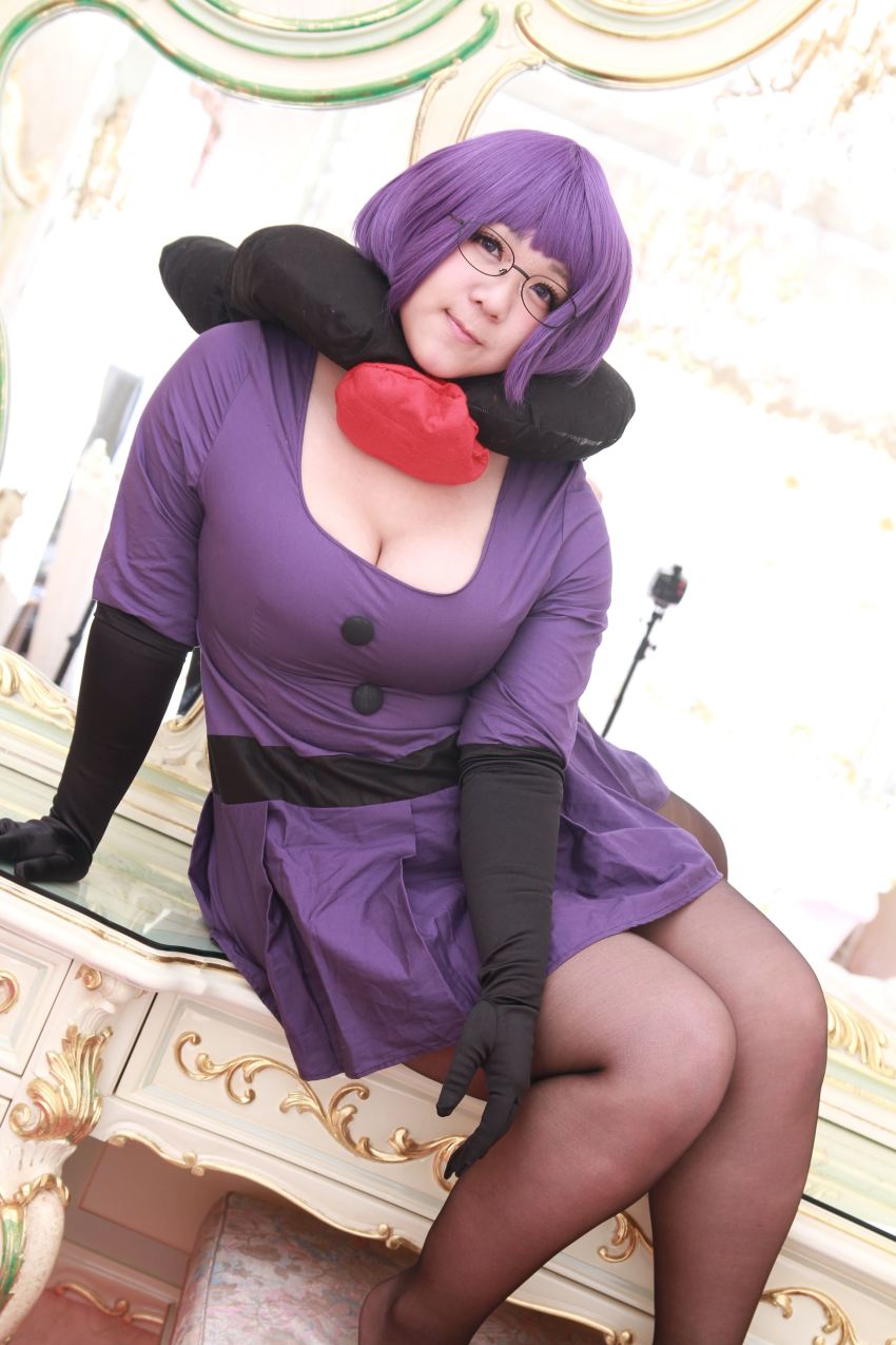 10s, 1girl, absurdres, blue_eyes, breasts, brown_pantyhose, cleavage, cosplay