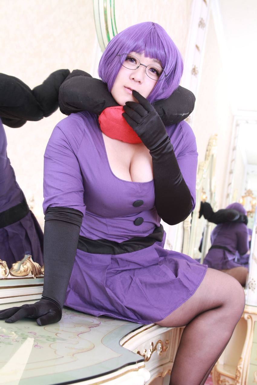 10s, 1girl, absurdres, blue_eyes, breasts, brown_pantyhose, cleavage, cosplay