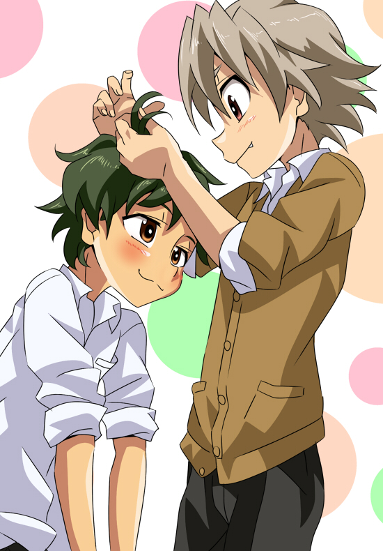 2boys, :3, blush, child, green_hair, grey_hair, kiriya_gymno, male_focus, multiple_boys, nekoyama_saburo, okumura_shintarou, school_boys!, simple_background, smile