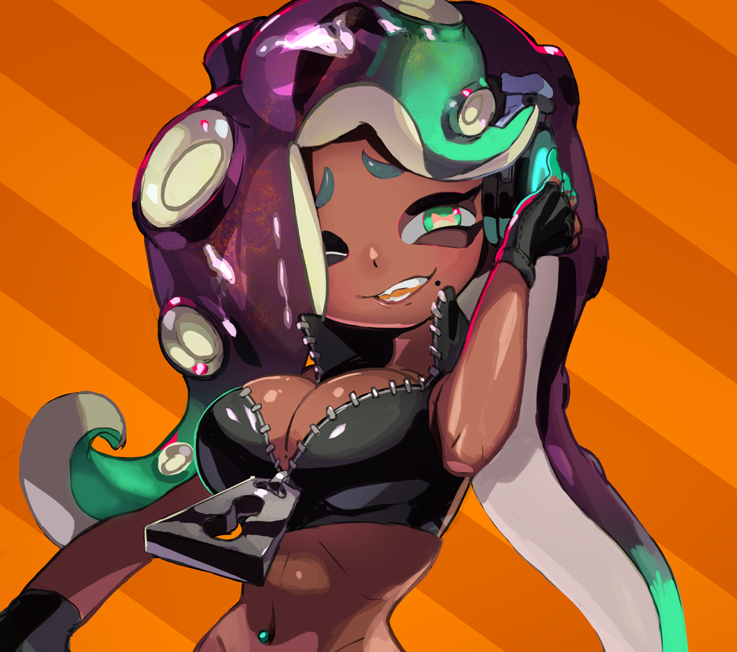 1girl, ;d, bare_shoulders, breasts, cephalopod_eyes, cleavage, dark-skinned_female, dark_skin, female_focus, fingerless_gloves, gloves, green_eyes, green_hair, headphones, long_hair, marina_(off_the_hook_outfit)_(splatoon), marina_(splatoon), medium_breasts, mole, mole_under_mouth, multicolored_hair, navel, navel_piercing, nintendo, octoling, one_eye_closed, open_mouth, orange_background, piercing, pink_pupils, purple_hair, seimannu, simple_background, sleeveless, smile, solo, splatoon_(series), splatoon_2, striped_background, symbol-shaped_pupils, teeth, tentacle_hair, two-tone_hair, upper_body, zipper, zipper_pull_tab