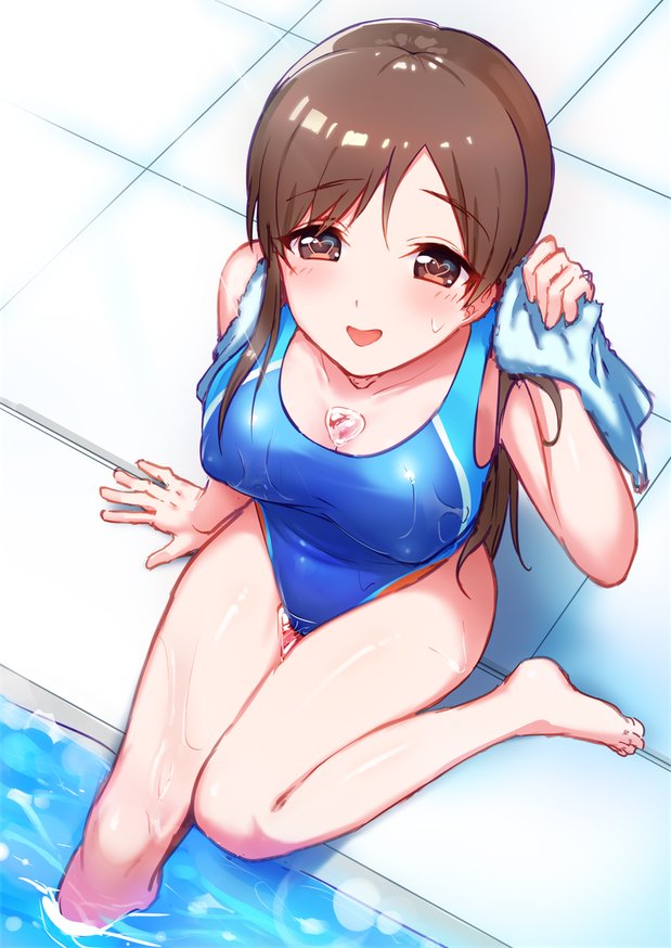 10s, 1girl, barefoot, breasts, brown_eyes, brown_hair, cleavage, competition_swimsuit