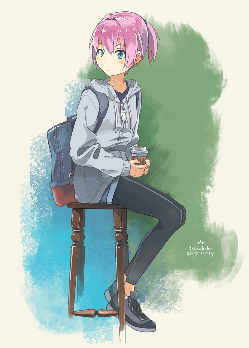 1girl, alternate_costume, backpack, bag, black_leggings, blue_eyes, casual, cat_zipper