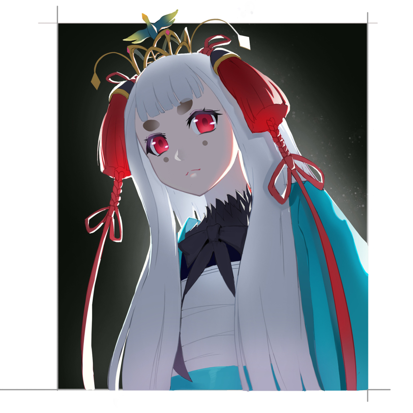 1girl, black_background, blunt_bangs, chin_(onmyoji), closed_mouth, commentary_request, crown, facial_mark, female_focus, gaoyang_ou_nisang, hair_ornament, highres, japanese_clothes, light_smile, long_hair, looking_at_viewer, onmyoji, red_eyes, short_eyebrows, solo, thick_eyebrows, upper_body, white_hair
