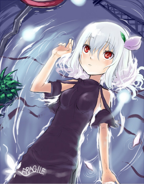 1girl, female_focus, fragile, fragile:_sayonara_tsuki_no_haikyo, kanamari_yukikuni, lying, namco, red_eyes, ren_(fragile), solo, water, white_hair