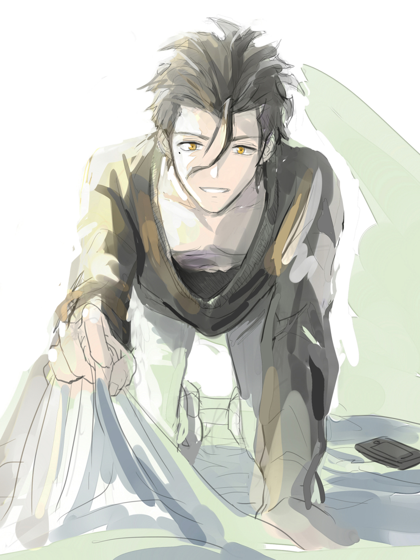 1boy, black_hair, blanket, cellphone, diarmuid_ua_duibhne_(fate), diarmuid_ua_duibhne_(lancer)_(fate), fate/zero, fate_(series)