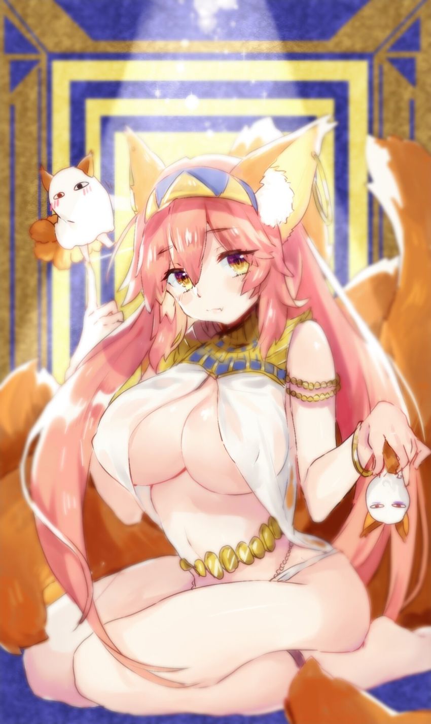 <o>_<o>, 1girl, alternate_costume, ancient_egyptian_clothes, animal_ear_fluff, animal_ears, breasts, cosplay