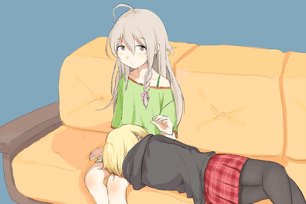 2girls, a_ichi, ahoge, bad_id, bad_twitter_id, black_hoodie, black_legwear, blonde_hair