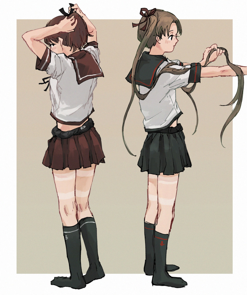2girls, ayanami_(kancolle), black_footwear, black_ribbon, black_skirt, blush, brown_background, brown_hair