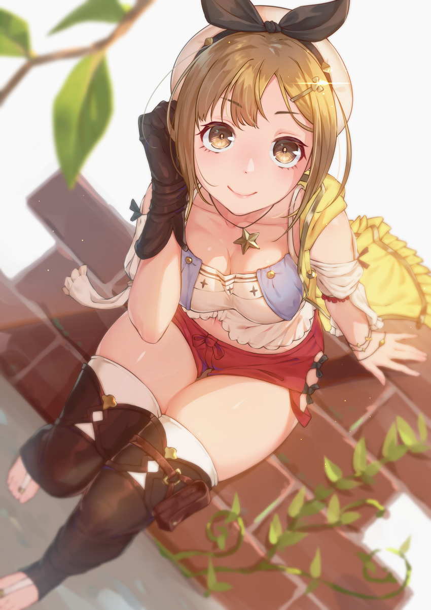 1girl, atelier_(series), atelier_ryza, atelier_ryza_1, breasts, brown_eyes, brown_gloves, brown_hair