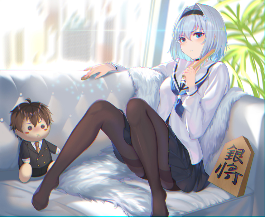 1girl, black_hairband, black_pantyhose, black_skirt, blue_eyes, blue_neckerchief, blurry, blurry_background