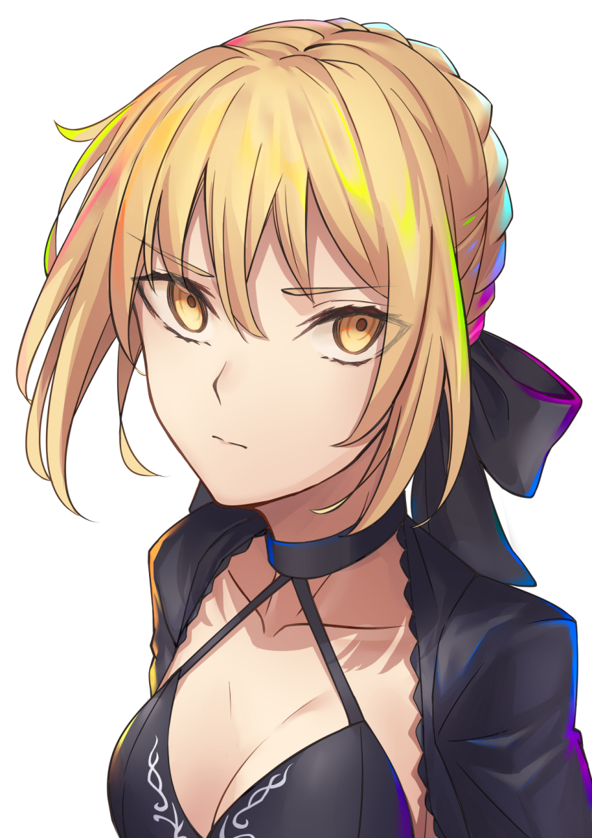 1girl, artoria_pendragon_(fate), blonde_hair, breasts, cleavage, closed_mouth, collarbone, fate/stay_night