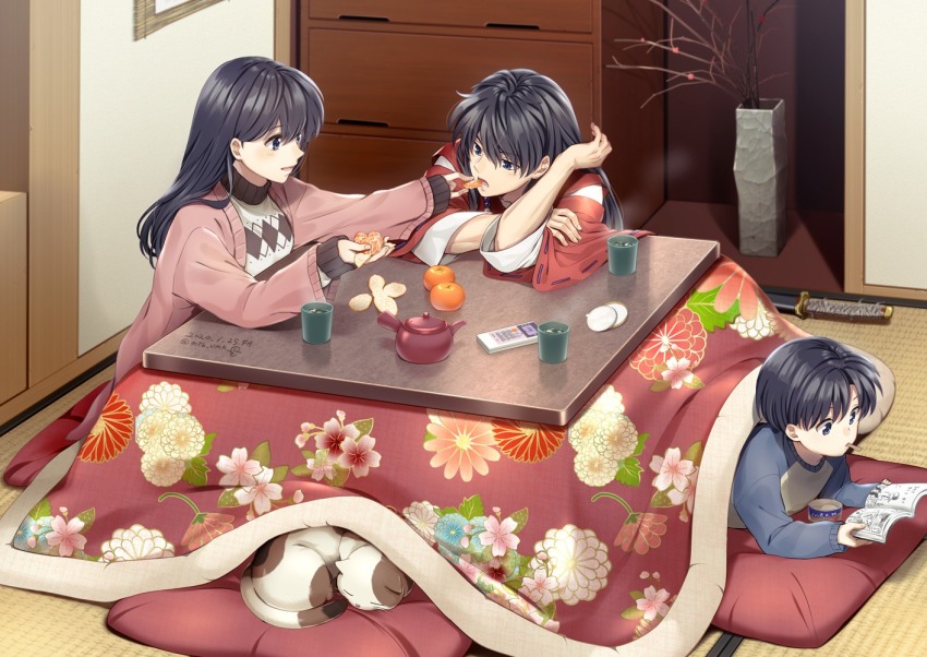 1girl, 2boys, arm_rest, black_hair, blue_eyes, book, brother_and_sister, cat, chest_of_drawers, cup, dated, disposable_cup, disposable_ice_cream_cup, eating, feeding, floral_print, food, fruit, hair_between_eyes, higurashi_kagome, higurashi_souta, ice_cream, ice_cream_spoon, indoors, inuyasha, inuyasha_(character), katana, kikumon, kotatsu, long_hair, long_sleeves, lying, mandarin_orange, manga_(object), motobi_(mtb_umk), multiple_boys, on_stomach, open_mouth, parted_lips, pillow, plant, reading, robe, scabbard, sheath, sheathed, shirt, short_hair, siblings, sitting, slice_of_life, spoon, steam, sweater, sword, table, tatami, teacup, teapot, turtleneck, twitter_username, vase, weapon, wide_sleeves