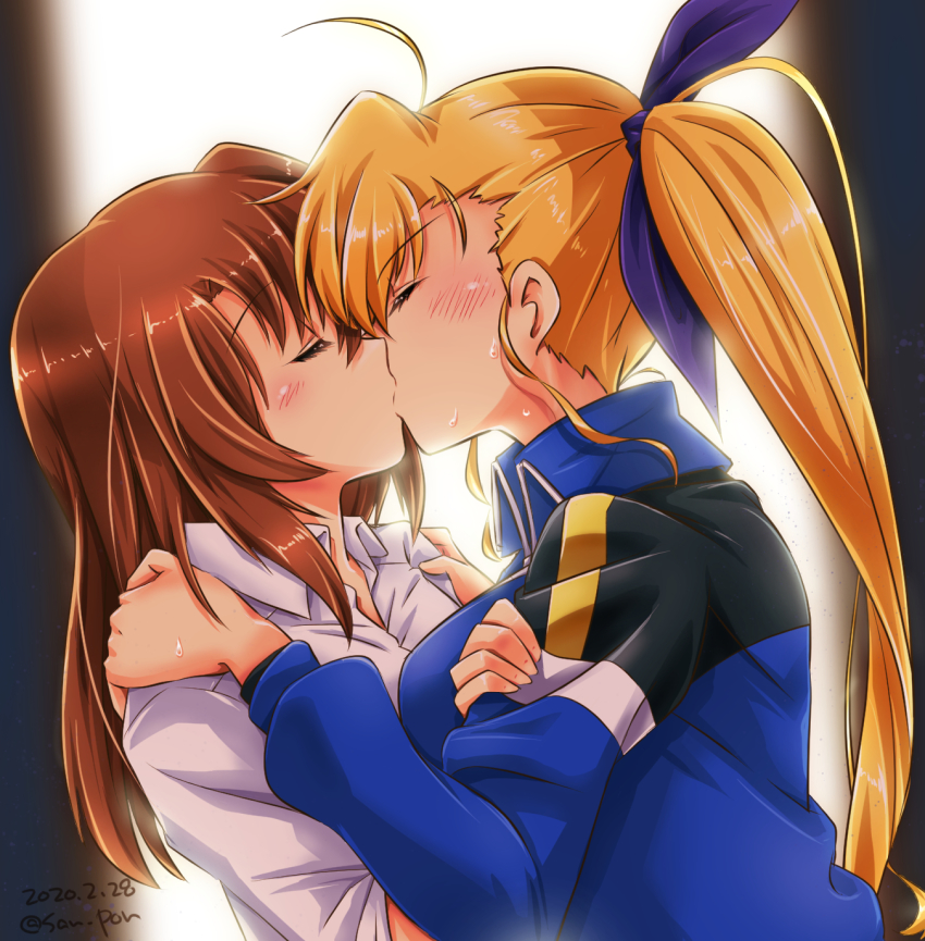 2girls, age_difference, aged_up, blonde_hair, blush, breasts, brown_hair, closed_eyes, collared_shirt, couple, hand_on_another's_shoulder, highres, jacket, kiss, large_breasts, long_hair, lyrical_nanoha, mahou_shoujo_lyrical_nanoha, mahou_shoujo_lyrical_nanoha_vivid, military, military_uniform, multiple_girls, san-pon, shirt, side_ponytail, simple_background, sweat, track_jacket, track_suit, vivid_strike!, vivio, yagami_hayate, yuri