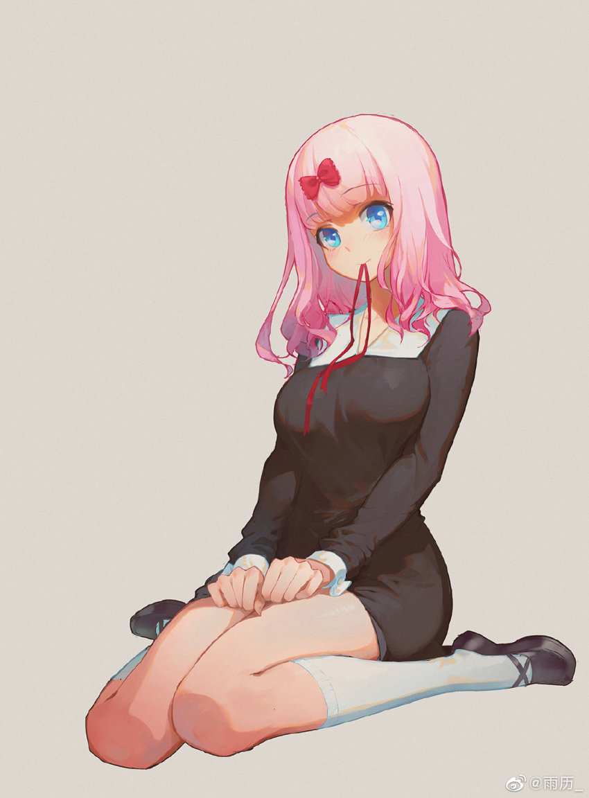 1girl, black_dress, black_shoes, blue_eyes, blush, bow, collared_dress, dress
