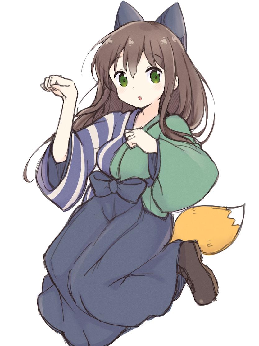 1girl, alternate_costume, black_bow, black_hakama, bow, female_focus, fox_tail, green_eyes