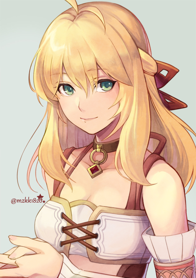 1girl, bare_shoulders, blonde_hair, breasts, choker, cleavage, detached_sleeves, fiora_(xenoblade), fujishino_shikino, green_eyes, grey_background, long_hair, medium_breasts, nintendo, smile, solo, twitter_username, xenoblade_chronicles_1, xenoblade_chronicles_(series)