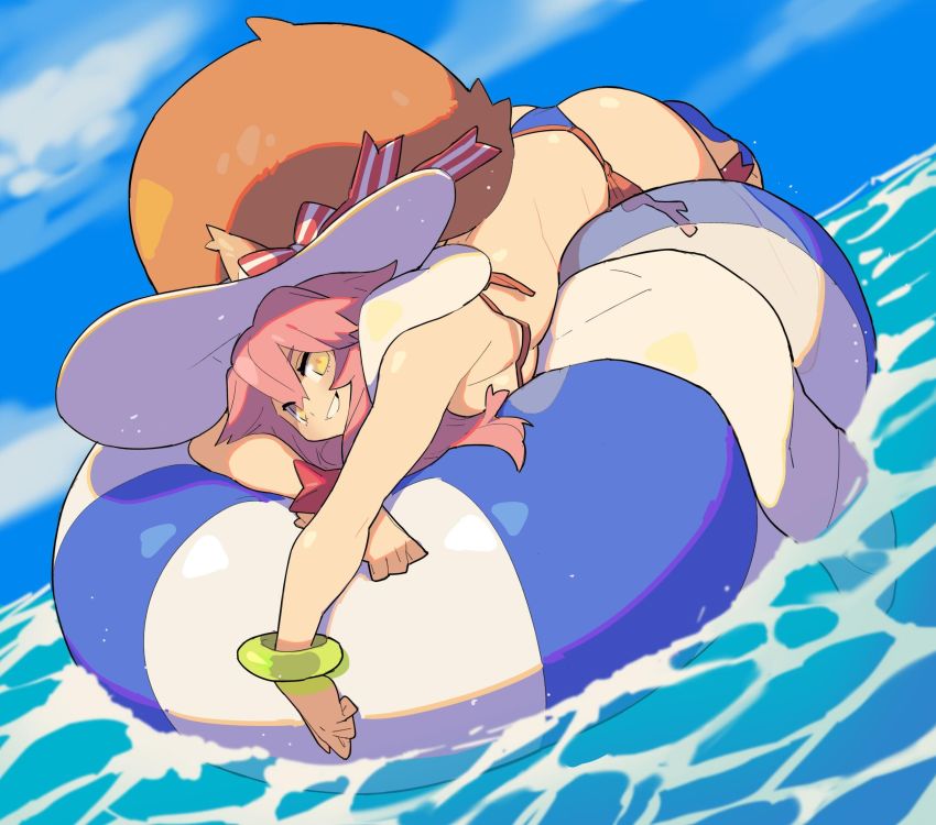 1girl, animal_ear_fluff, animal_ears, ass, bare_shoulders, bikini, blue_bikini, blue_sky, blush, bracelet, breasts, ears_through_headwear, fate/grand_order, fate_(series), fox_ears, fox_girl, fox_tail, grin, hair_between_eyes, hat, highres, innertube, jewelry, large_breasts, long_hair, looking_at_viewer, lying, ocean, on_stomach, oraingen, pink_hair, sky, smile, sun_hat, swim_ring, swimsuit, tail, tamamo_no_mae_(fate), tamamo_no_mae_(swimsuit_lancer)_(fate), tamamo_no_mae_(swimsuit_lancer)_(third_ascension)_(fate), thighs, water, yellow_eyes