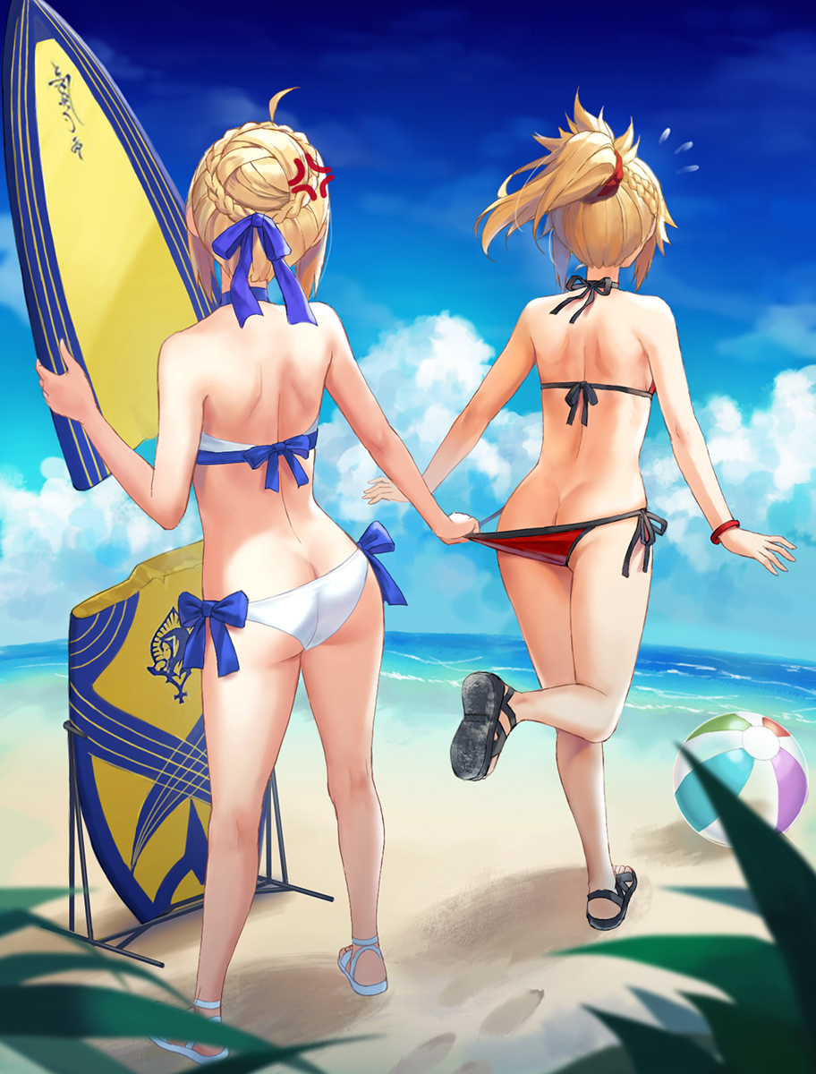 2girls, ahoge, anger_vein, artoria_pendragon_(fate), ass, back, ball, bare_shoulders