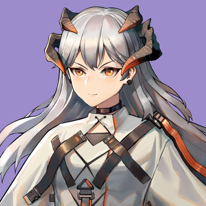 1girl, arknights, black_choker, chengzibaobaozhu, choker, highres, horns, jacket, long_hair, looking_at_viewer, orange_eyes, purple_background, saria_(arknights), silver_hair, simple_background, smile, solo, upper_body, white_jacket